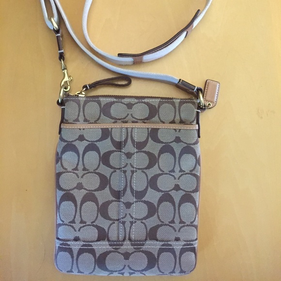 Tan Coach Crossbody Purse - Picture 2 of 7